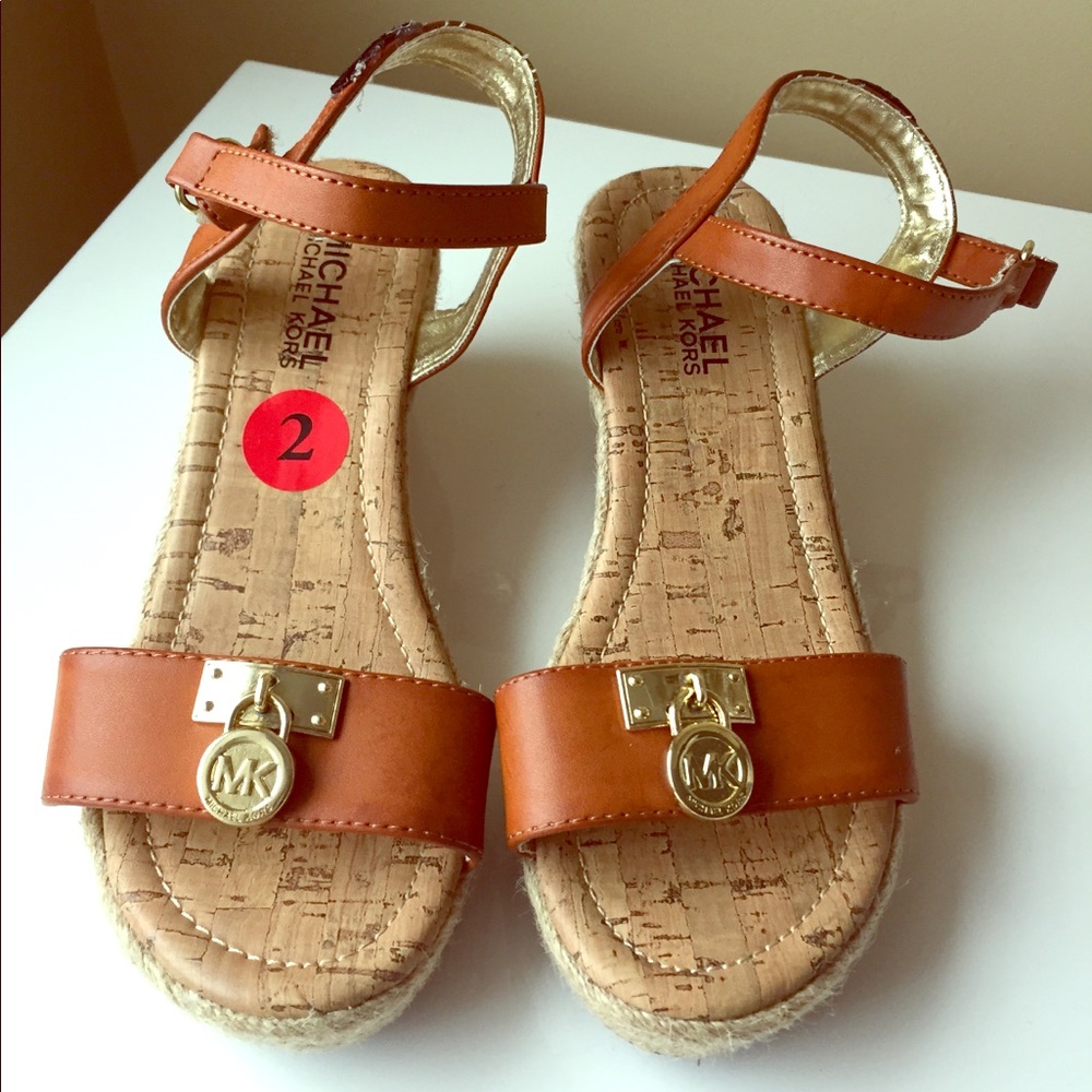MICHAEL KORS GIRLS WEDGES SANDALS
